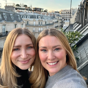 paris selfie