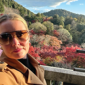 Kiyomizu-dera-Temple-Selfie