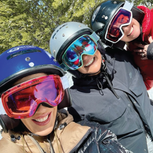 Tahoe-Skiing-Selfie-on-Mountain